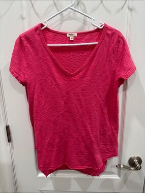 dylan Bright Pink V-Neck Short Sleeve Tee